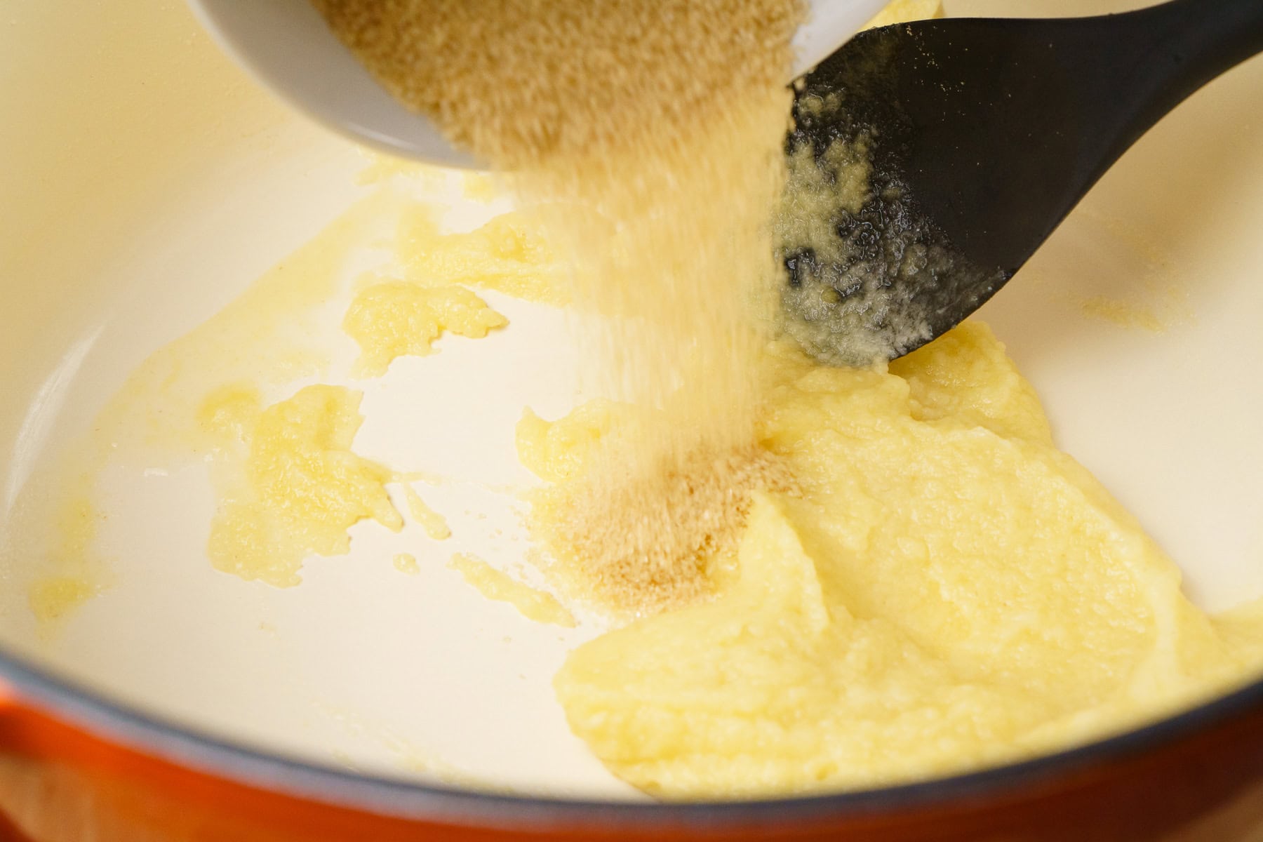 Apple and Blackberry Crumble with Oats British Dessert Recipe