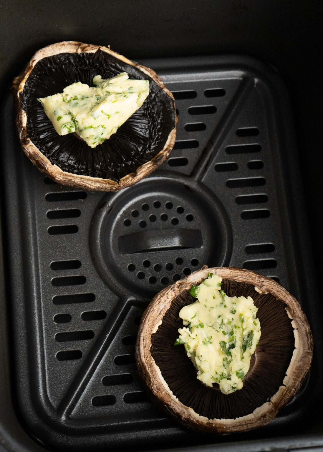 Air Fryer Mushrooms (Garlic Portobello) Recipe by Flawless Food